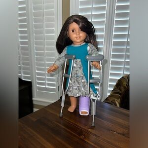 American Girl Luciana Vega GOTY 2018 Brown Eyes and Hair